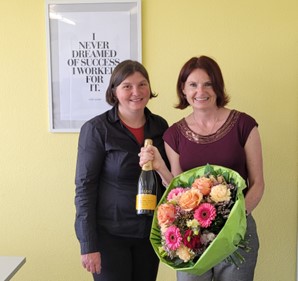 Gratuliere Coni, zu 10 Jahren bei Art of Work!