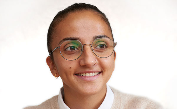 Urata Iseni Assistentin der Art of Work